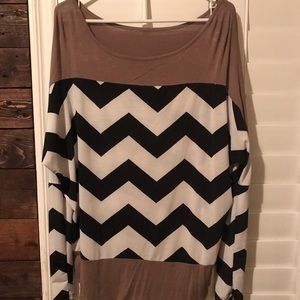 Chevron top